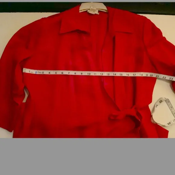 Coldwater Creek - Classic Red Wrap Dress, with side tie, 100%  silk, Size 14 - Picture 15 of 16